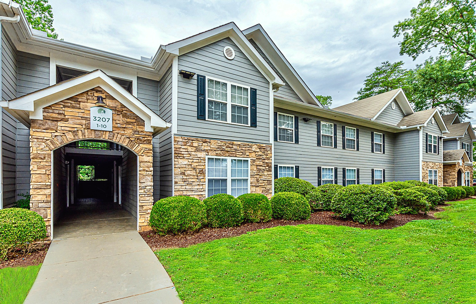 Fulton Pointe Apartments in East Point, GA
